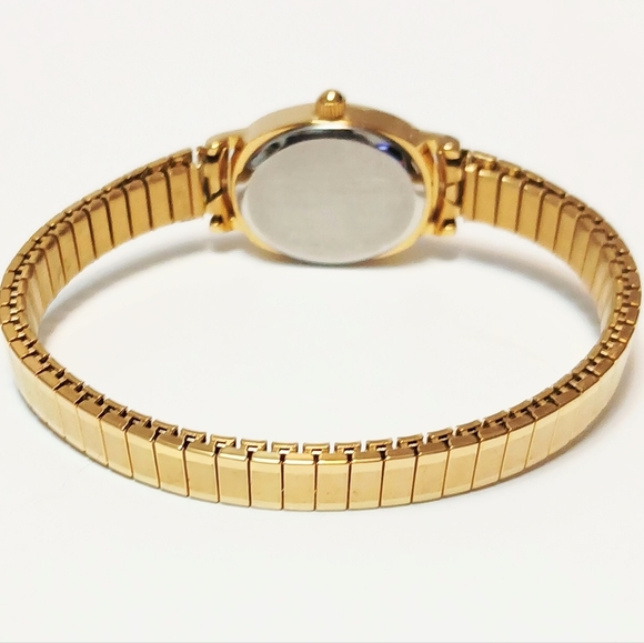 Rushmore Black Hills Gold Goldtone Watch With Gold Leaves/Grapes Within - Picture 10 of 14